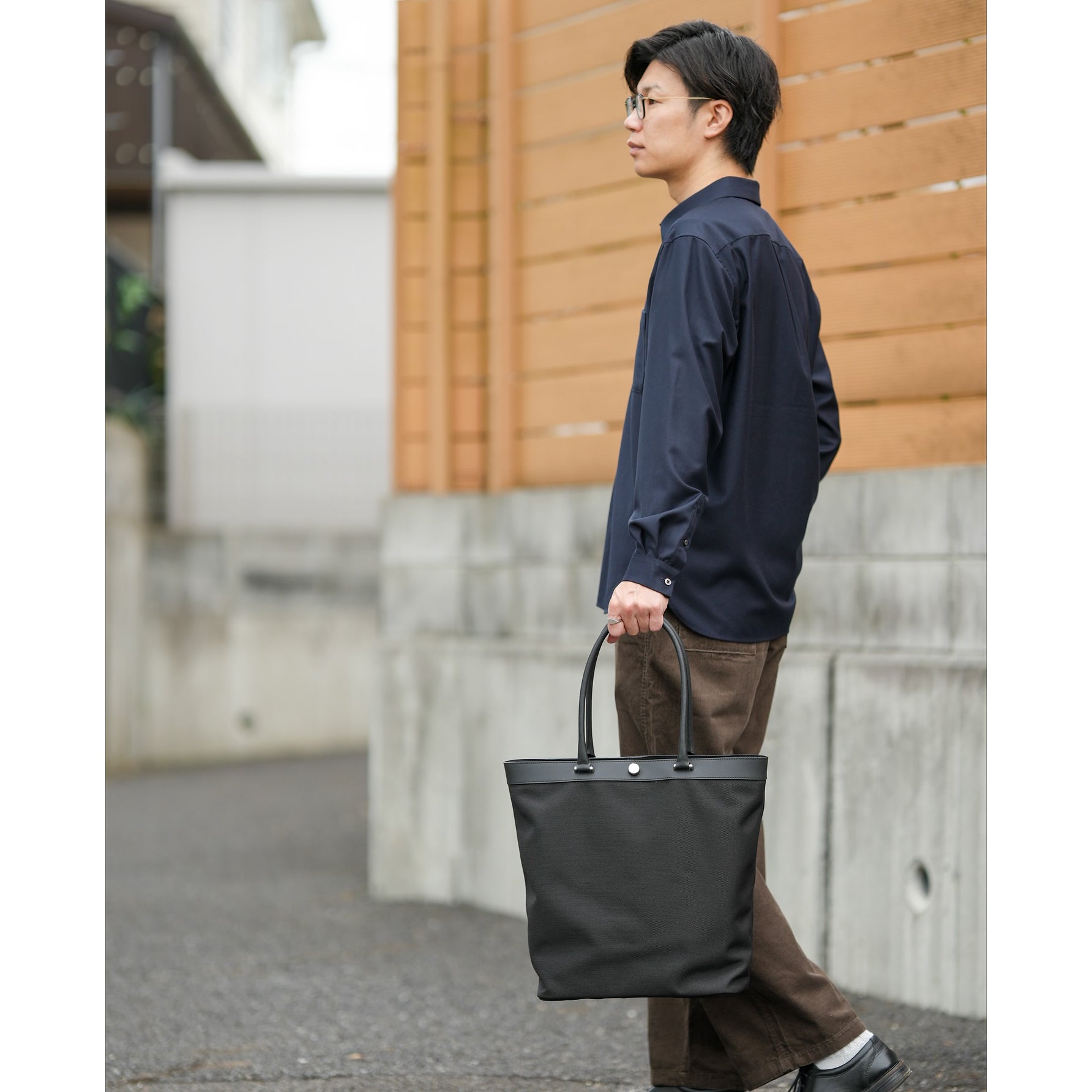 ULTRA-LIGHTWEIGHT TOTE BAG / MOANA SERIES